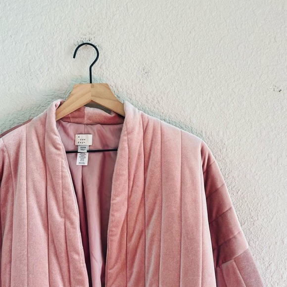 A New Day Velvett Pink Wrap Jacket - Picture 2 of 10